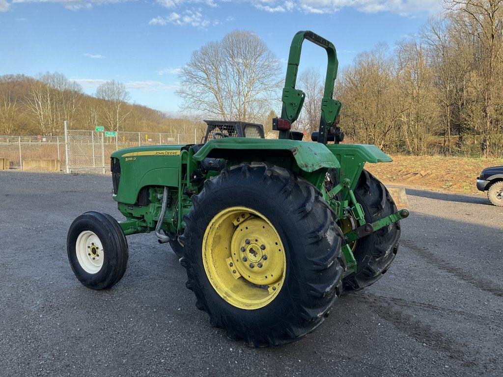 John Deere 5055D Farm Tractor