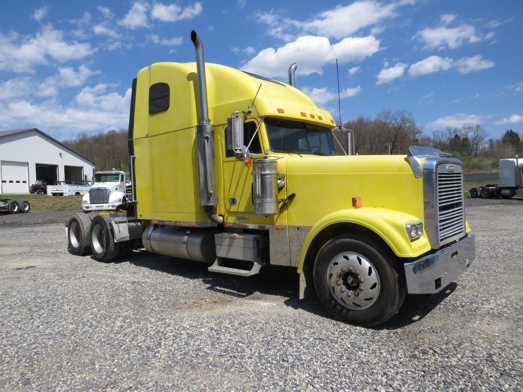 1999 Freightliner FLD Classic