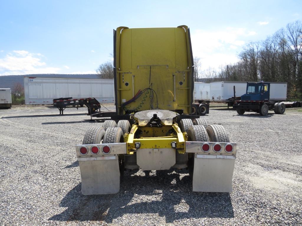 1999 Freightliner FLD Classic