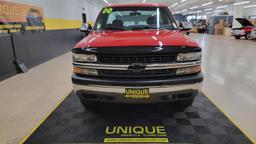 2000 Chevrolet Silverado 1500 Reg Cab Shortbox 4x4, only 49k actual miles!