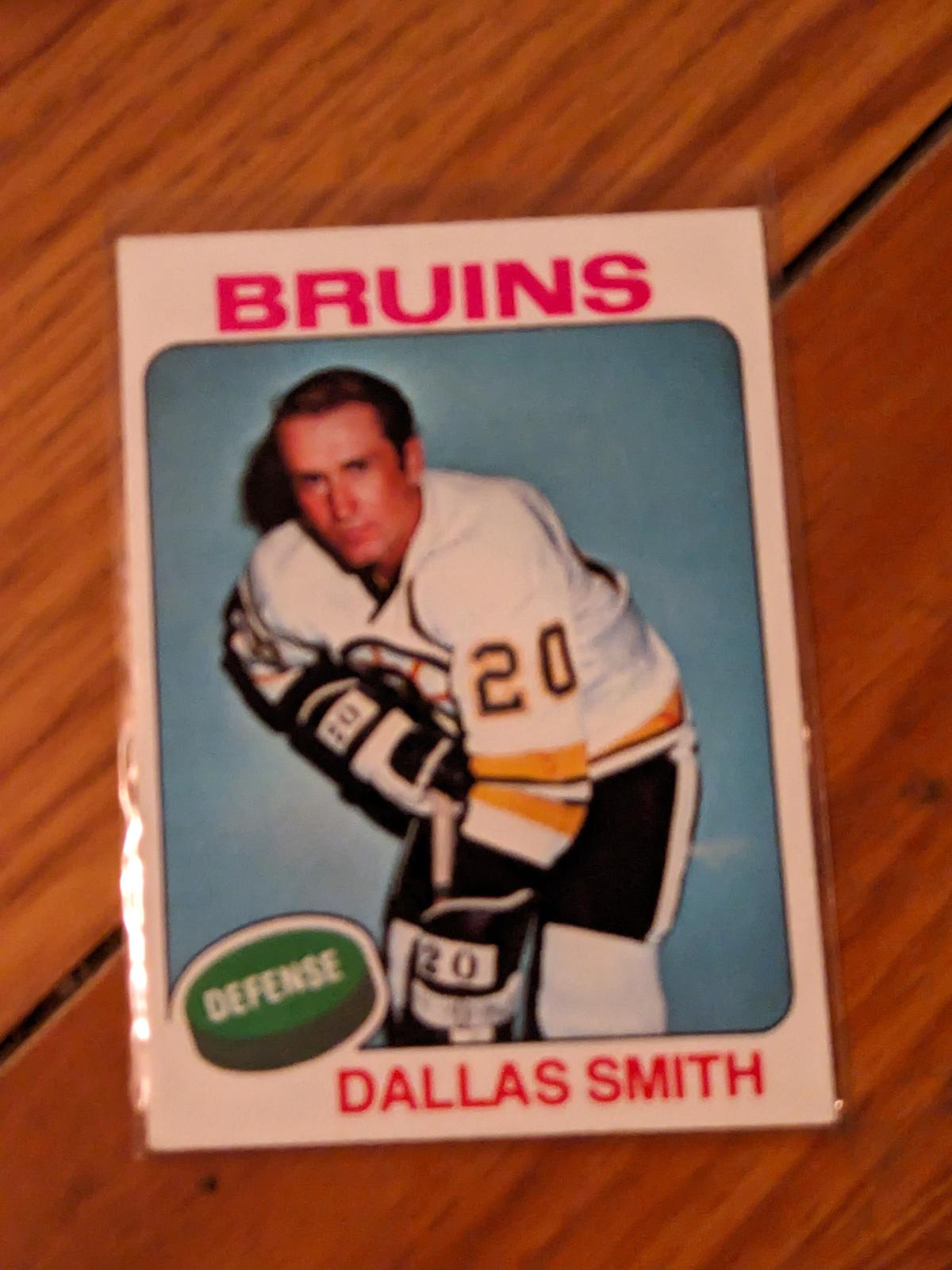 1975 Topps Dallas Smith Boston Bruins #118