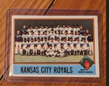 1976 Topps Baseball Team Photo- Whitey Herzog (MGR) Kansas City Royals #236