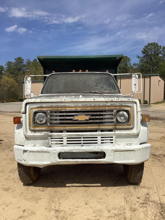 CHEVROLET C60 DUMP TRUCK