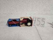 Farm Country Ertl barge wagon 1/32 scale #4593 good condition/Ertl mini tractor #405 box is fair 1/3