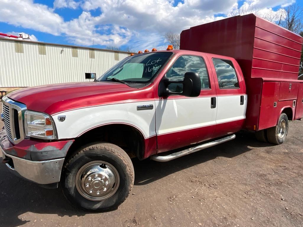 2005 FORD F350 4X4 UTILITY BODY TRUCK