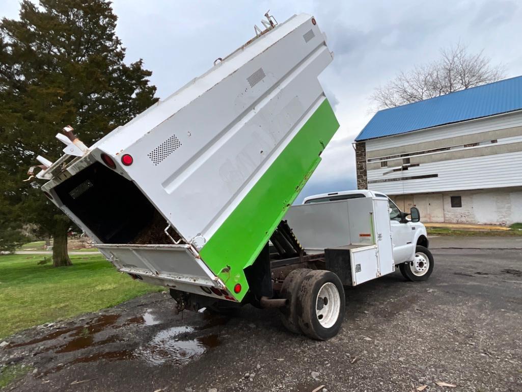 2000 FORD F550 CHIP TRUCK