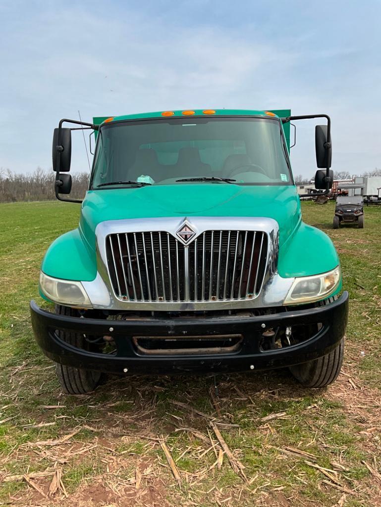 2005 INTERNATIONAL 4300 DUMP TRUCK