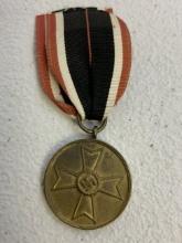 NAZI GERMANY 1939 WAR MERIT MEDAL