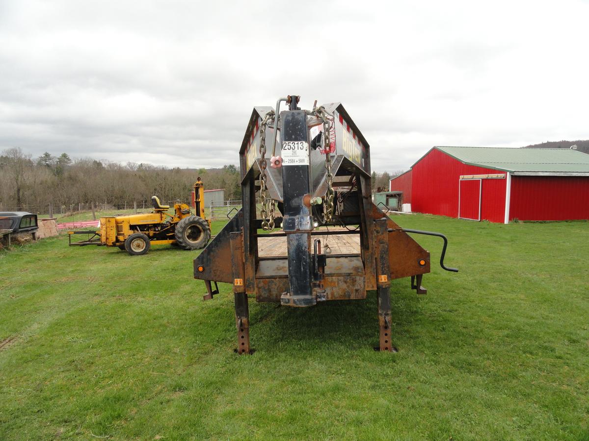 Big Tex GN25 gooseneck trailer