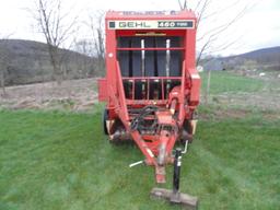 Gehl 1460 TDC round baler