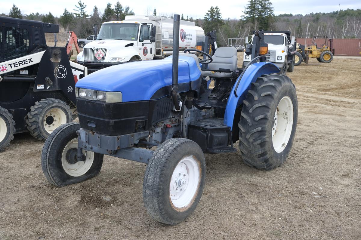 New Holland TN 55 2WD tractor