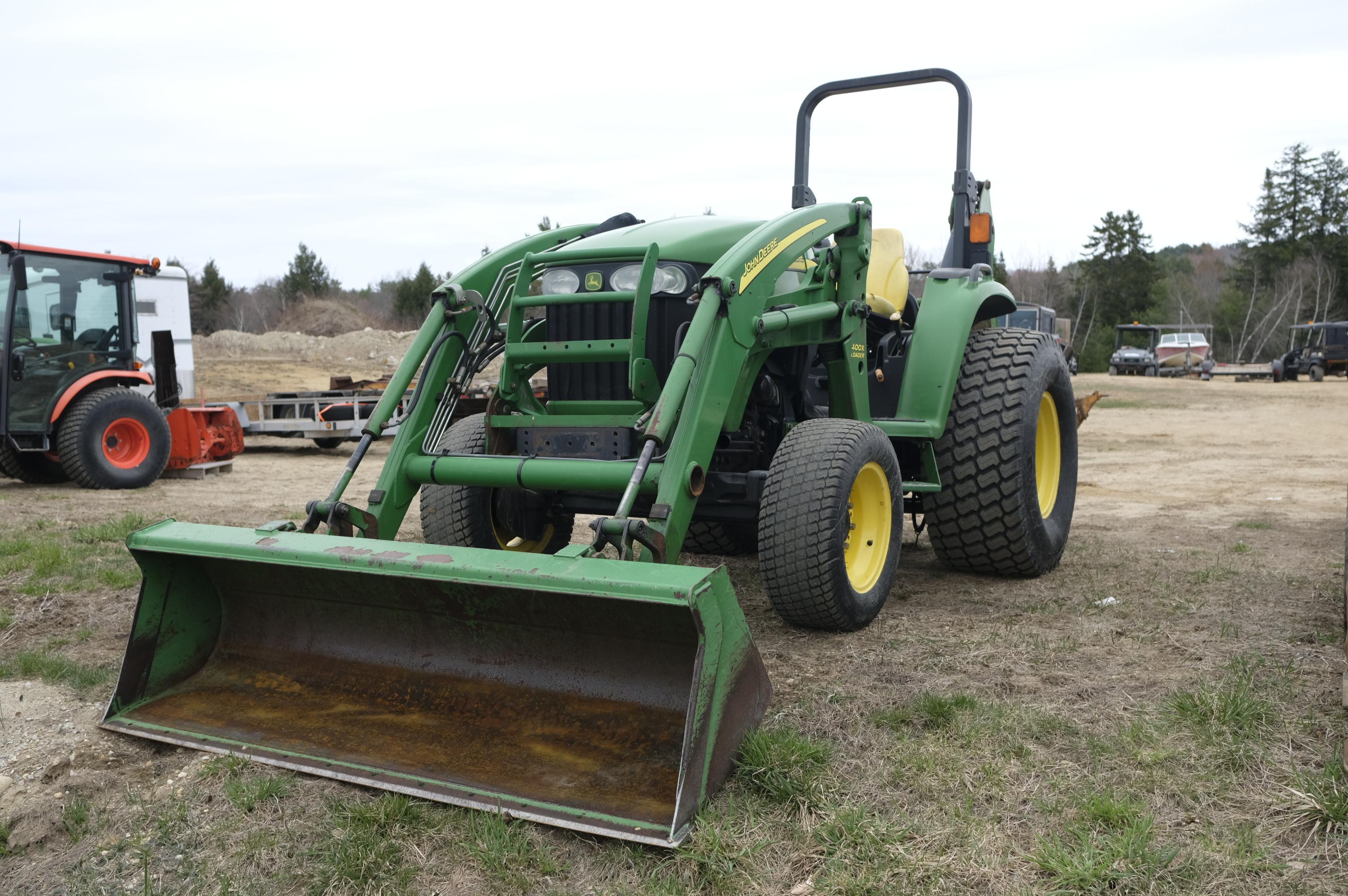 John Deere 4520 backhoe