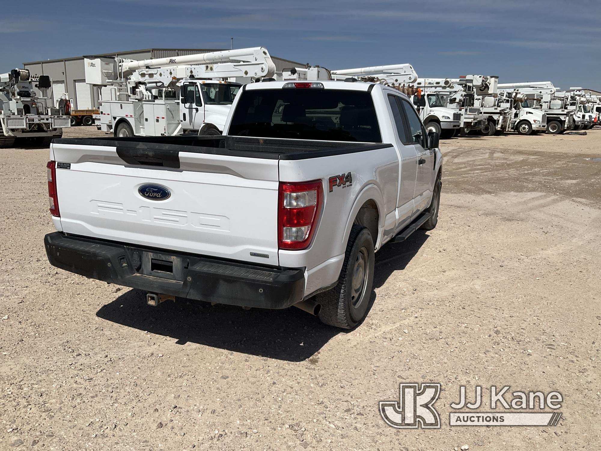 (Odessa, TX) 2021 Ford F150 4x4 Extended-Cab Pickup Truck Runs & Drives) (Passenger Side Step Rail R