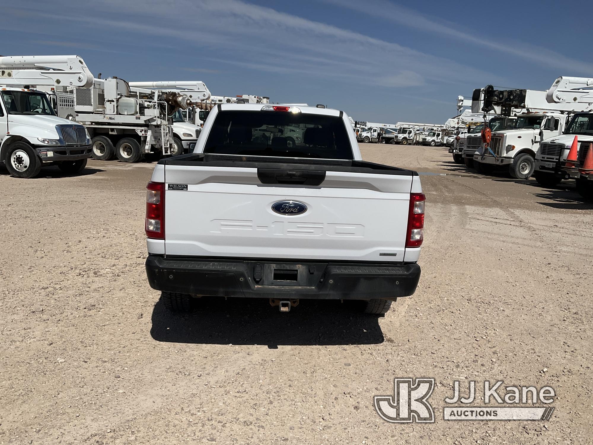 (Odessa, TX) 2021 Ford F150 4x4 Extended-Cab Pickup Truck Runs & Drives) (Passenger Side Step Rail R