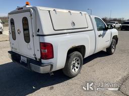 (Kansas City, MO) 2012 Chevrolet Silverado 1500 Pickup Truck Runs & Moves) (Has Front End Issues, Ha