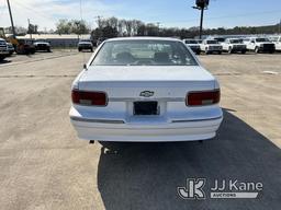 (Conway, AR) 1995 Chevrolet Caprice 4-Door Sedan Runs & Moves. Jump To Start. Bad Fuel Pump