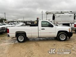 (Houston, TX) 2008 Chevrolet Silverado 1500 Pickup Truck Runs & Moves) (Jump to Start) (Low Tire, Pa