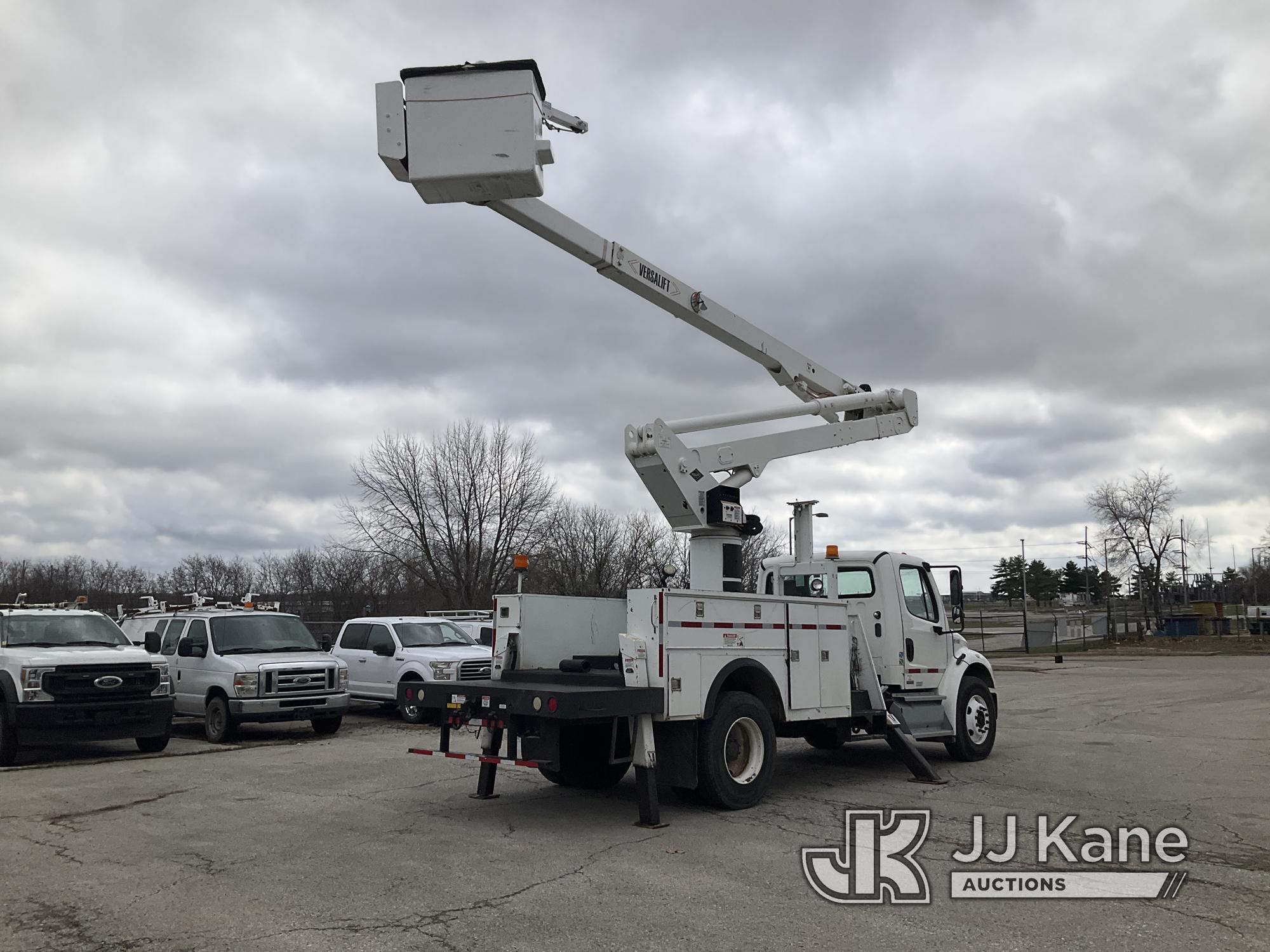 (Kansas City, MO) Versalift VST6000I0, Articulating & Telescopic Material Handling Bucket Truck moun