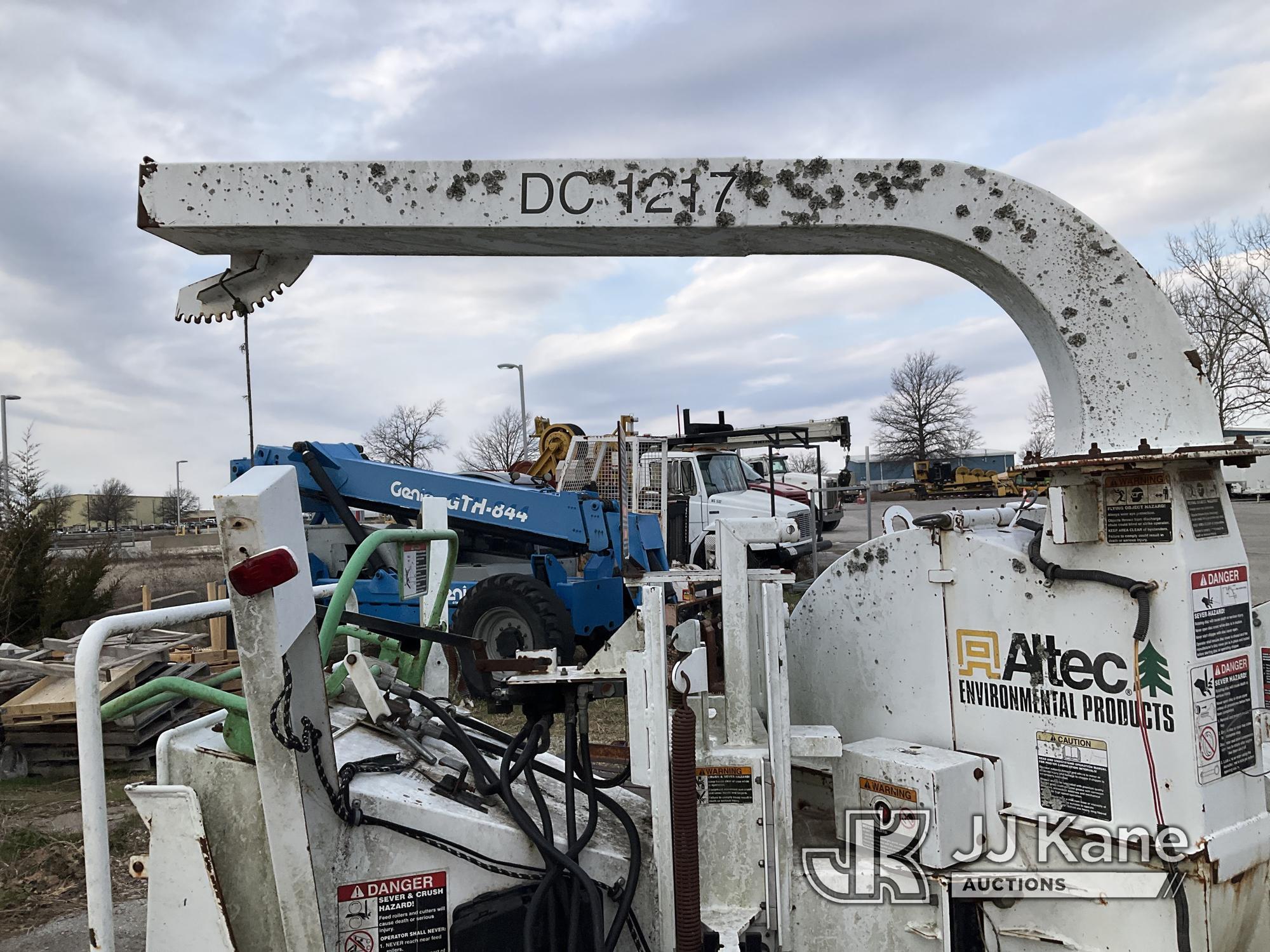 (Kansas City, MO) 2007 Altec DC1217 Chipper (12in Disc) Not Running, Condition Unknown