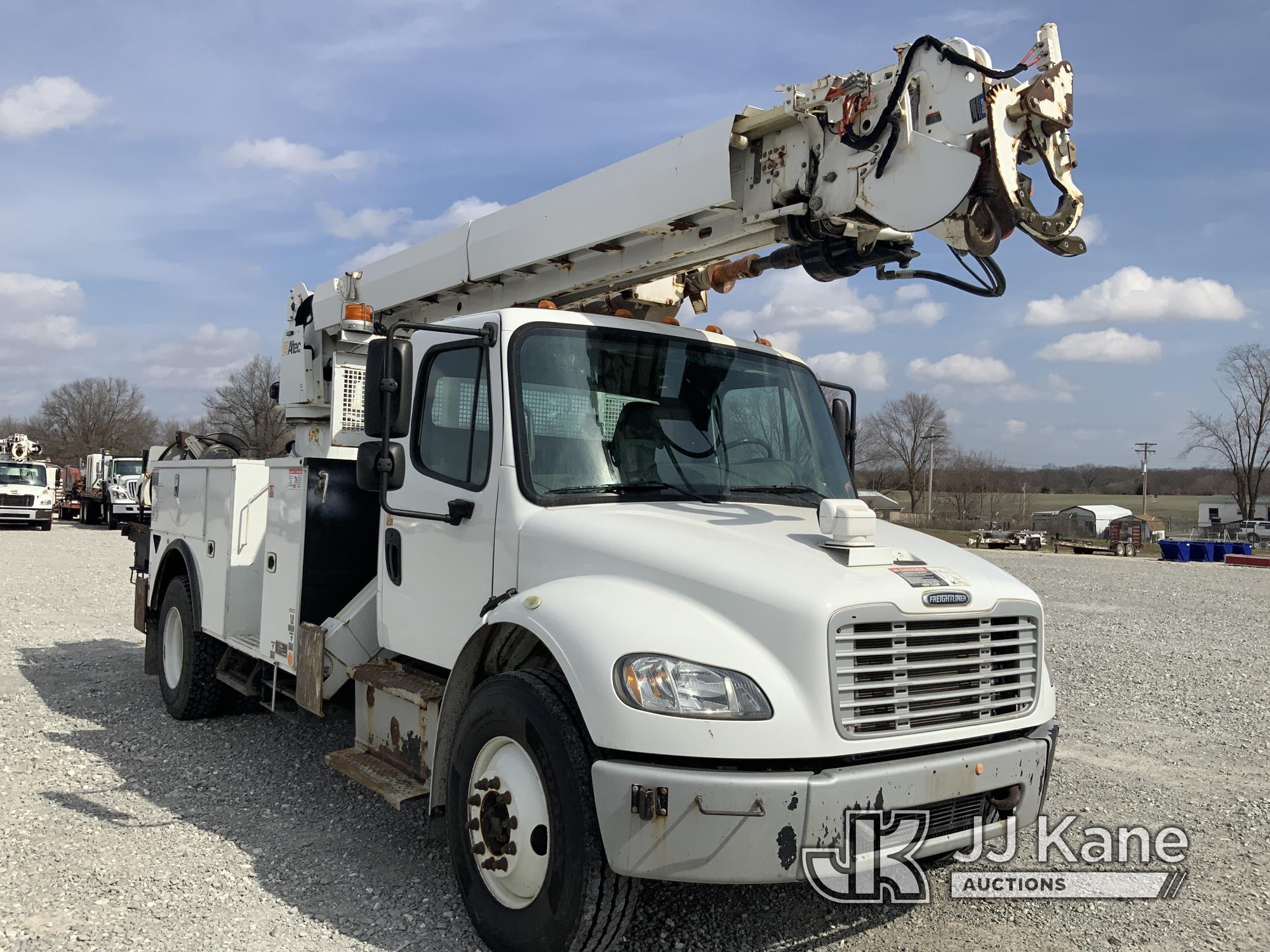 (Hawk Point, MO) Altec DM47B-TR, Digger Derrick rear mounted on 2017 Freightliner M2106 Utility Truc