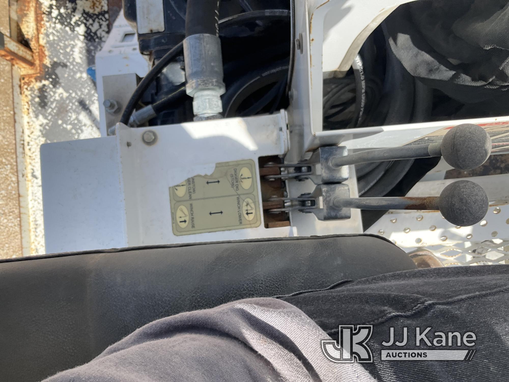 (Waxahachie, TX) Altec DC47-TR, Digger Derrick rear mounted on 2015 Ford F750 Flatbed/Utility Truck