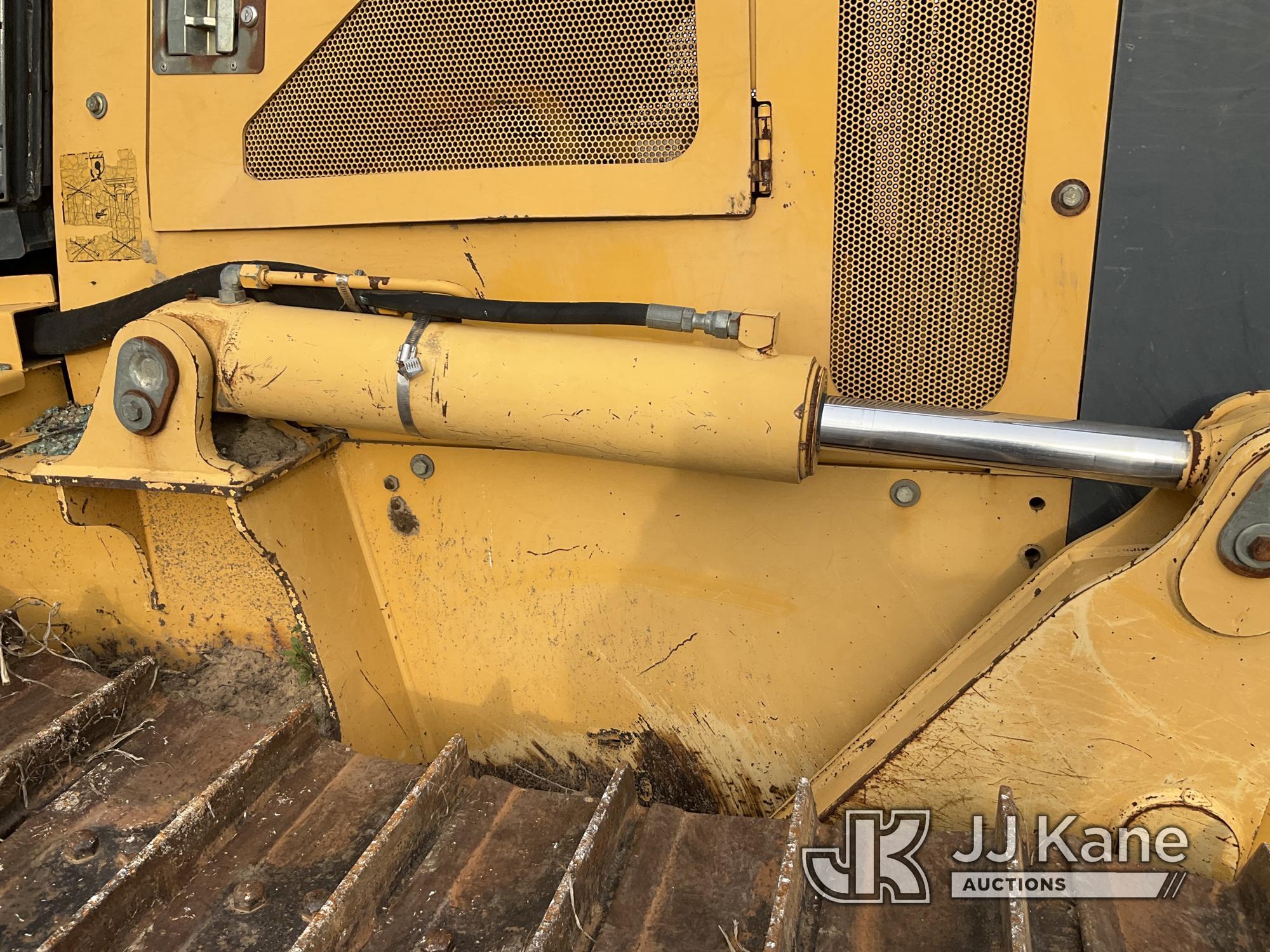 (Oklahoma City, OK) 2006 John Deere 700J Crawler Tractor Runs & Moves) (Curbside Door Glass Damaged/