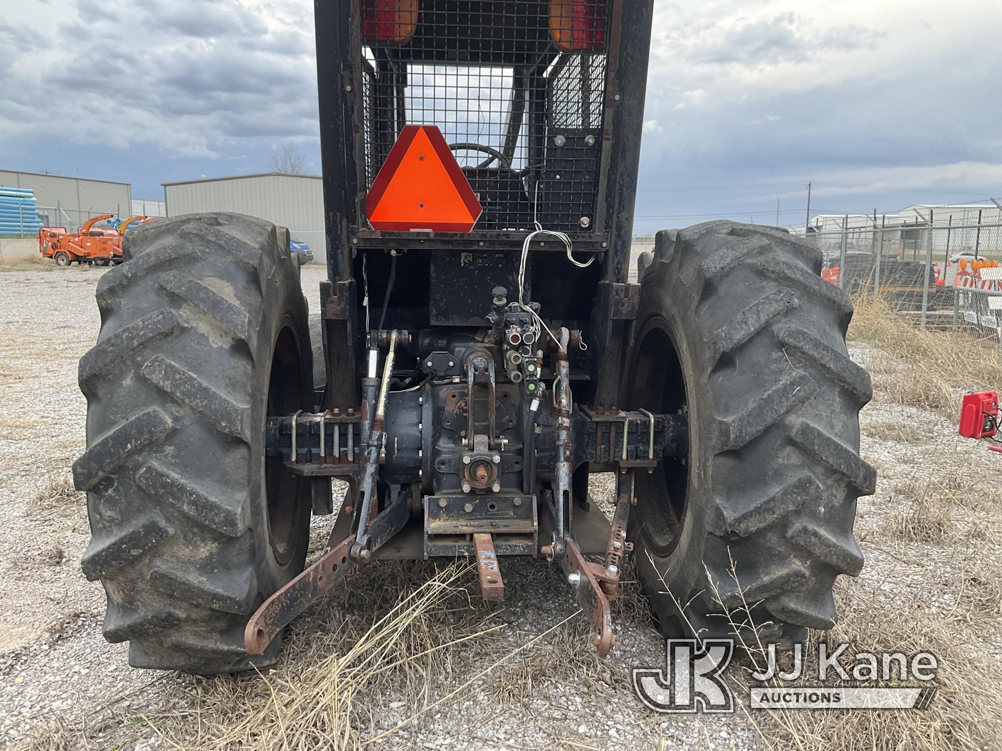 (Oklahoma City, OK) 2005 New Holland TB120 Utility Tractor Runs & Moves) (Jump To Start) (Per Seller