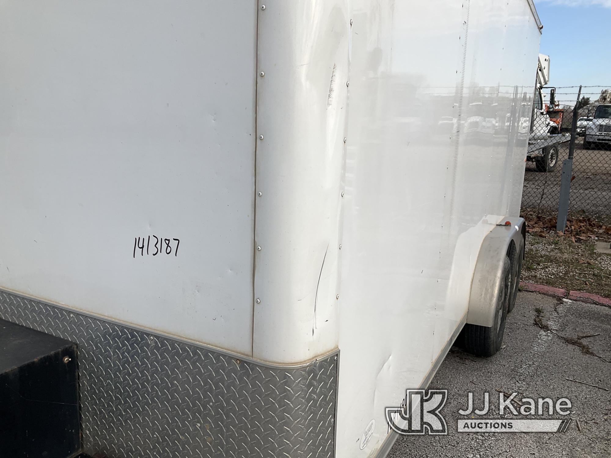 (Kansas City, MO) 2014 Aluminum Trailer Co. QSTB7516 Enclosed Cargo Trailer