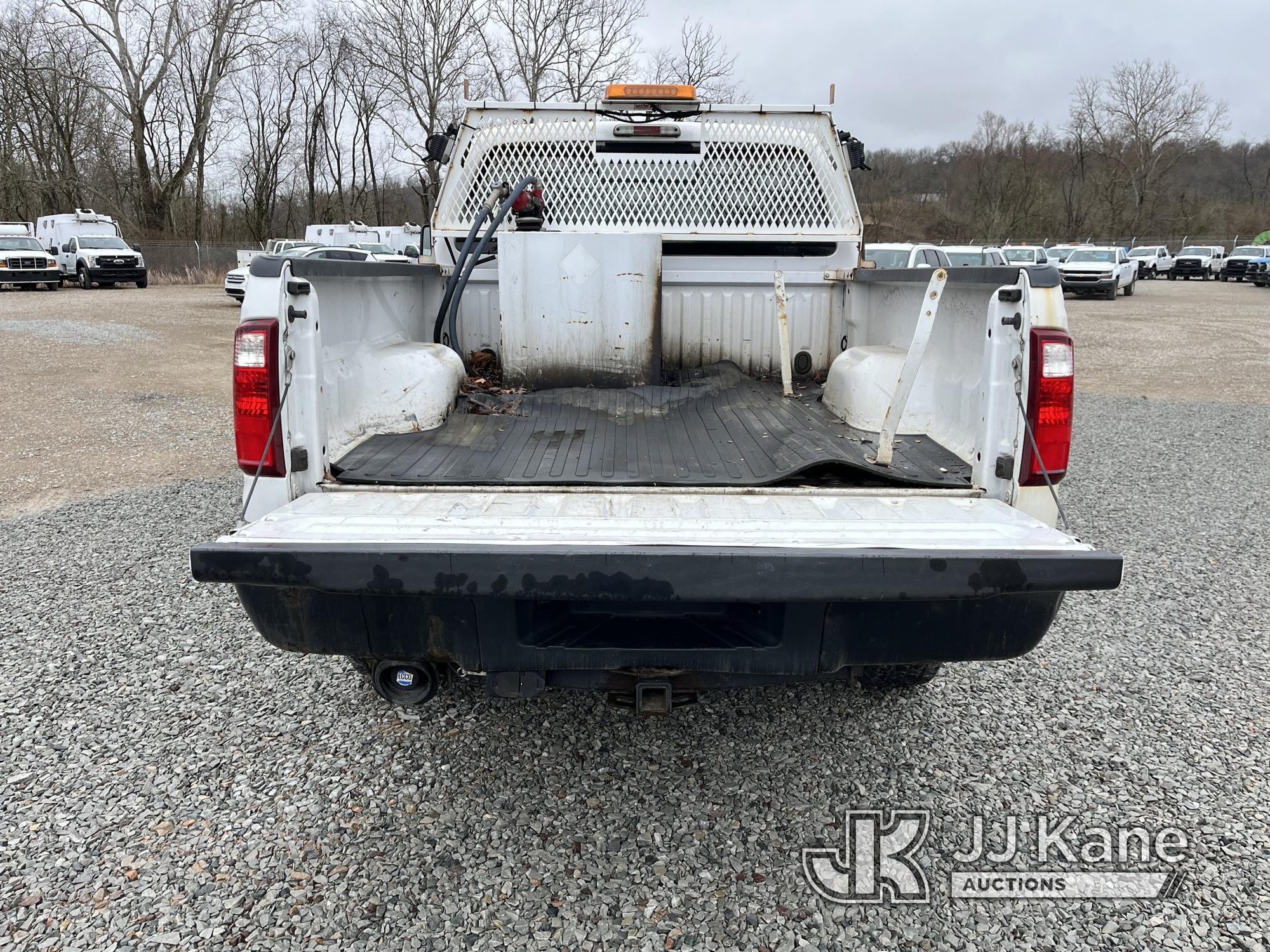 (Smock, PA) 2016 Ford F250 4x4 Extended-Cab Pickup Truck Runs & Moves, Rust, Paint & Body Damage