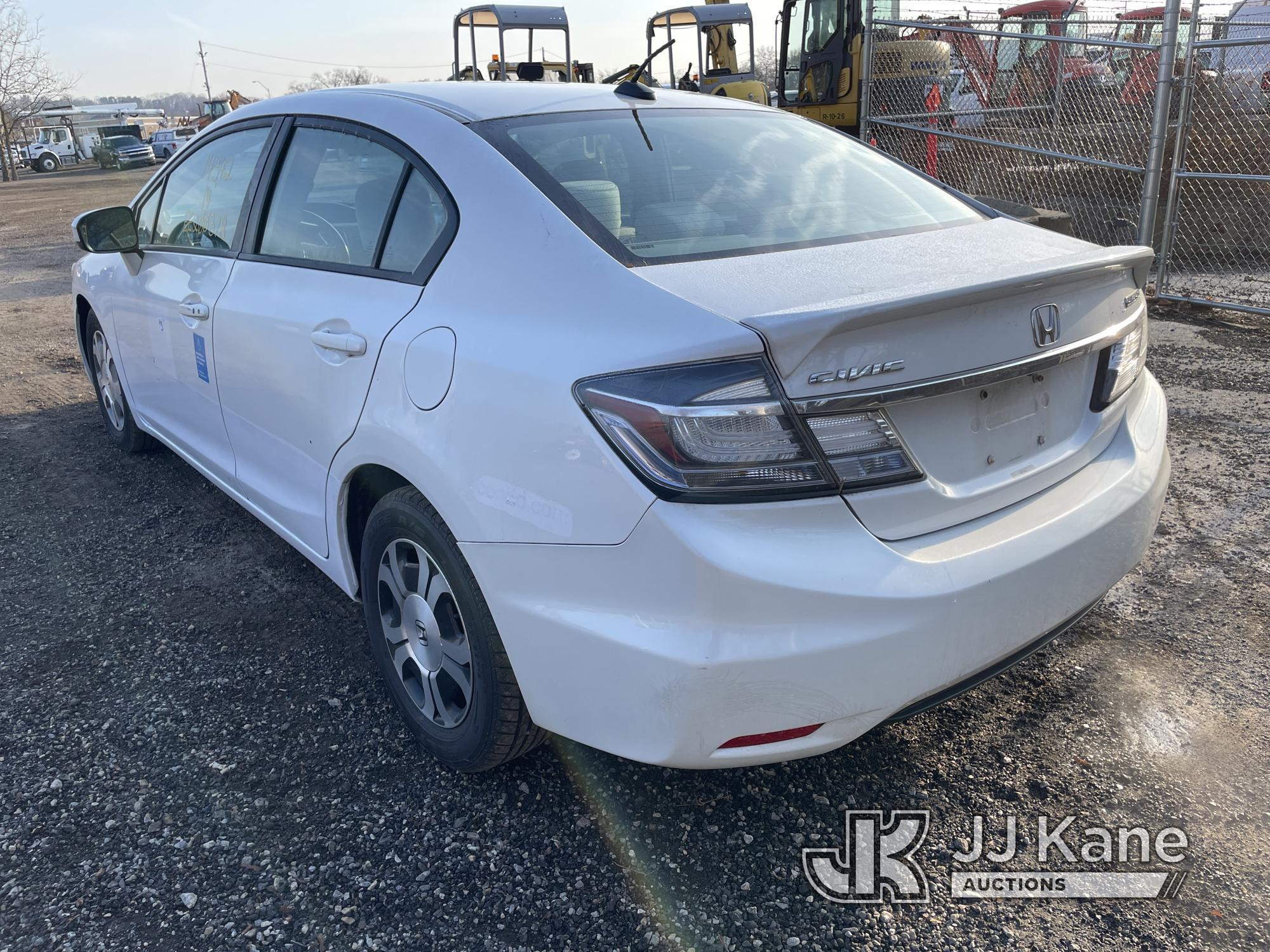 (Plymouth Meeting, PA) 2014 Honda Civic Hybrid 4-Door Sedan Runs & Moves, Body & Rust Damage