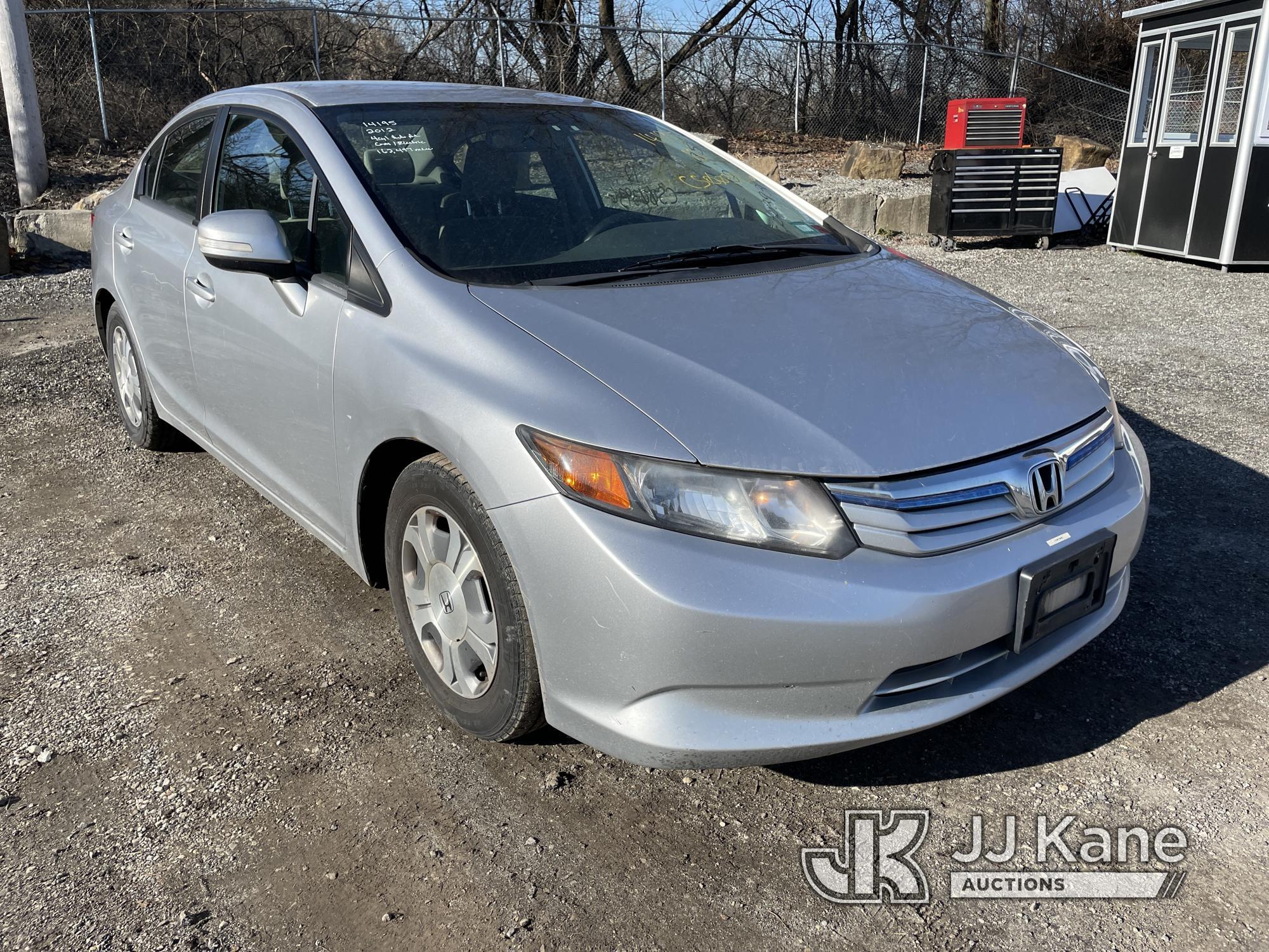 (Plymouth Meeting, PA) 2012 Honda Civic Hybrid 4-Door Sedan Runs & Moves, Body & Rust Damage