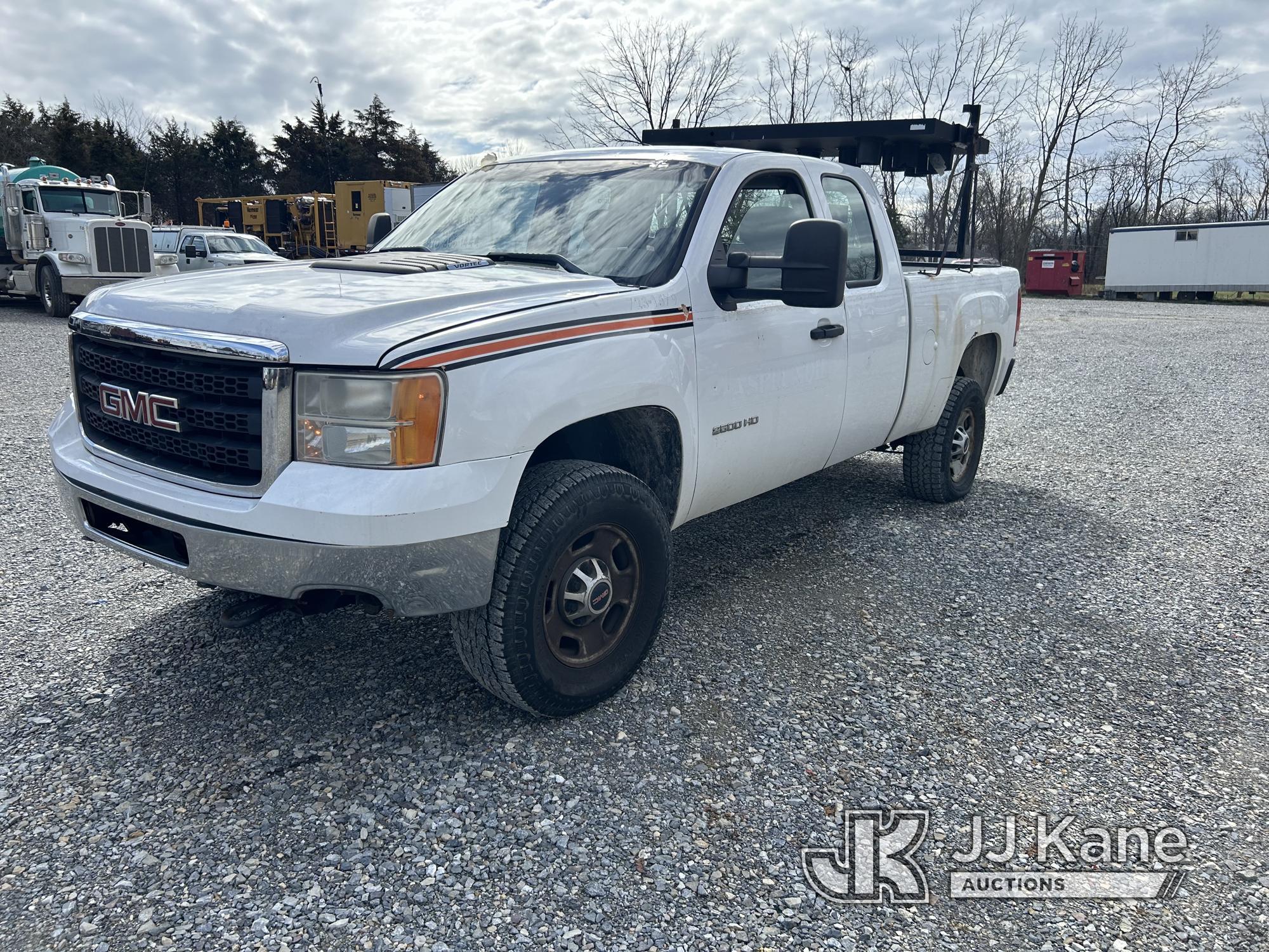 (Hagerstown, MD) 2011 GMC Sierra 2500 4x4 Extended-Cab Pickup Truck Runs & Moves, Jump To Start, Win