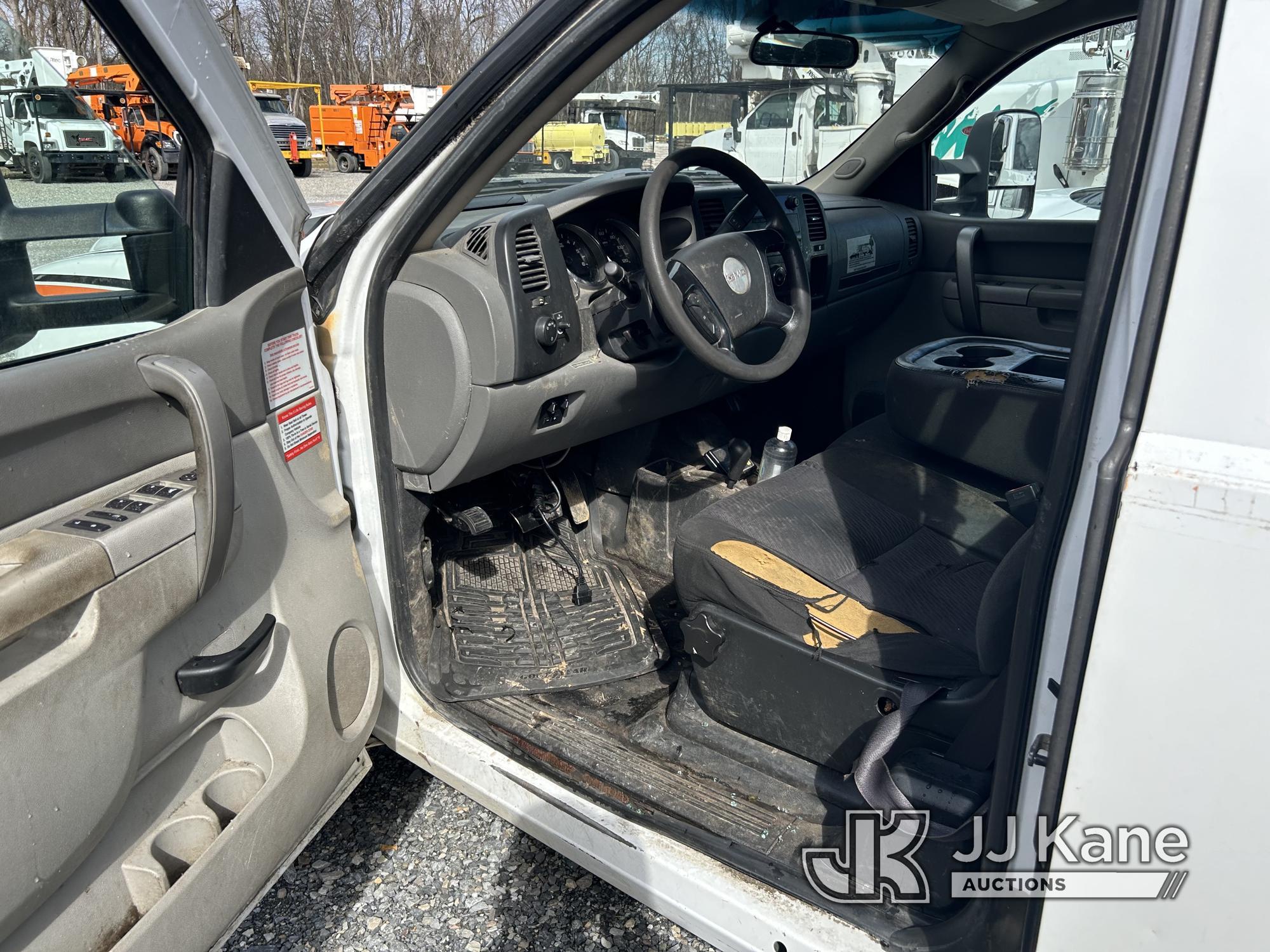 (Hagerstown, MD) 2011 GMC Sierra 2500 4x4 Extended-Cab Pickup Truck Runs & Moves, Jump To Start, Win