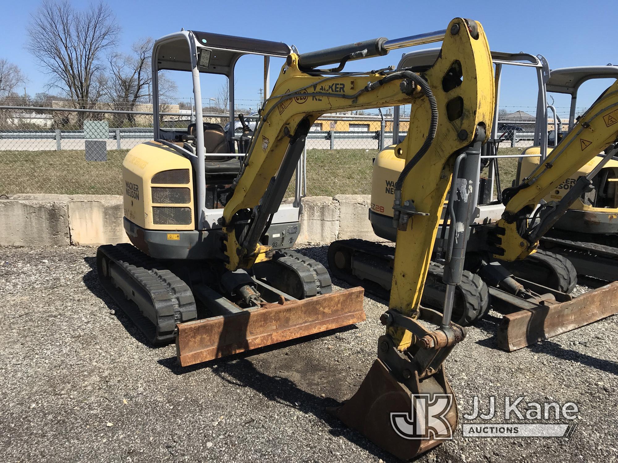 (Plymouth Meeting, PA) 2015 Wacker EZ28 Mini Hydraulic Excavator Runs & Operates, Body Damage, Unkno