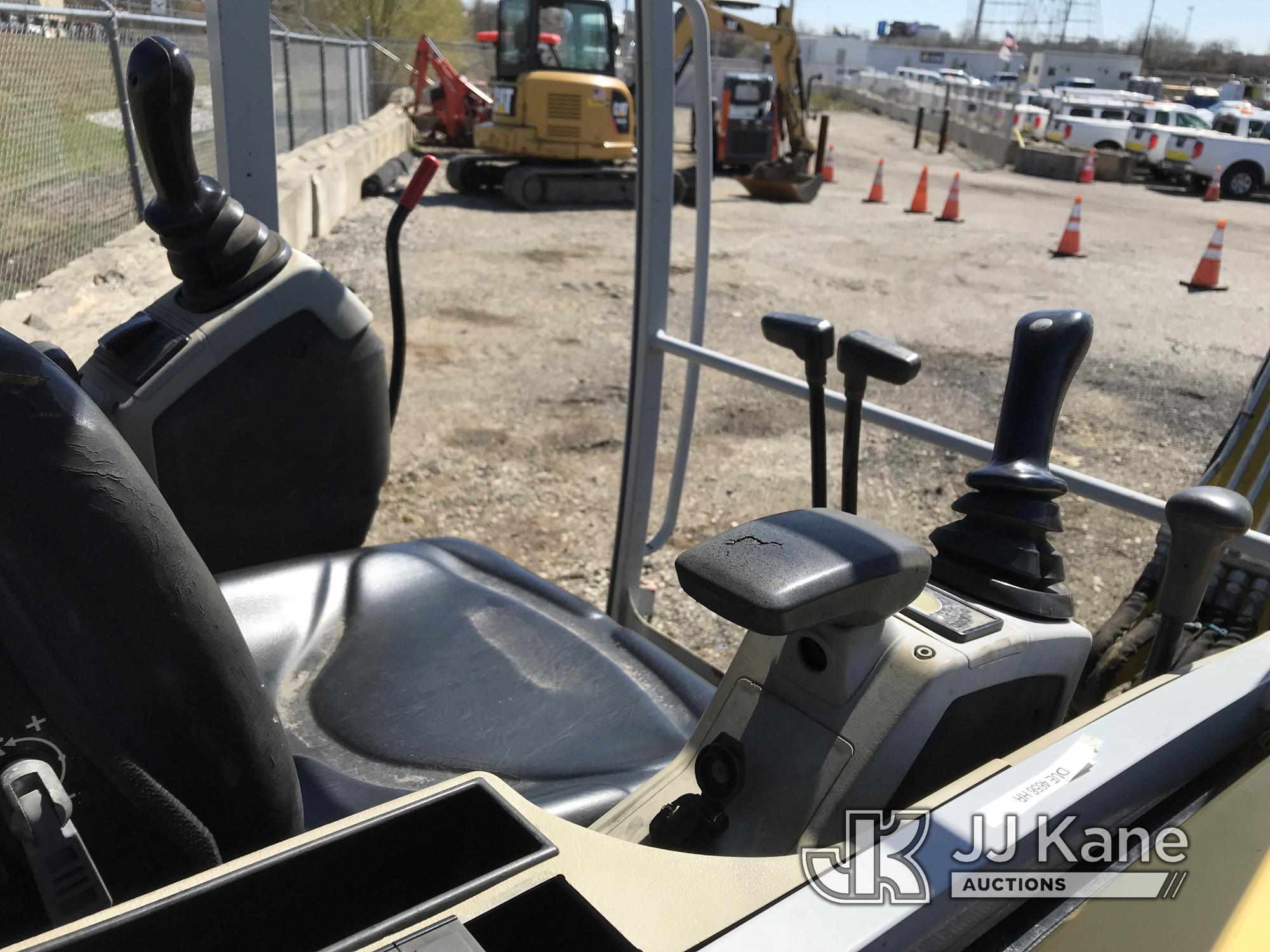 (Plymouth Meeting, PA) 2015 Wacker EZ28 Mini Hydraulic Excavator Runs & Operates, Body Damage, Unkno