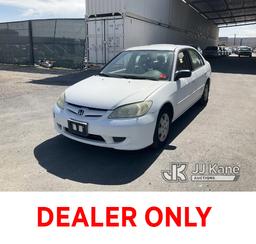 (Jurupa Valley, CA) 2005 HONDA CIVIC 4-Door Sedan Runs & Moves, CNG Tank Expiration: 09/2019