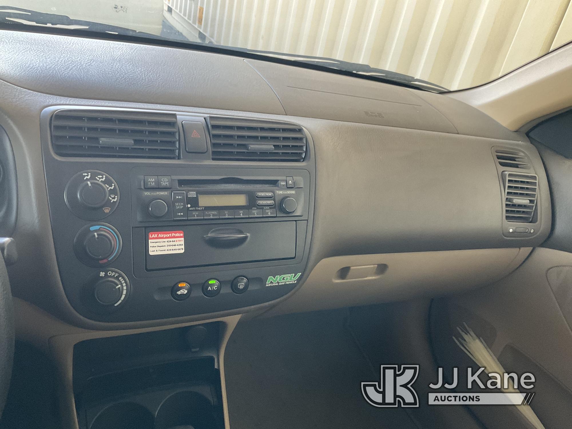 (Jurupa Valley, CA) 2004 HONDA CIVIC 4-Door Sedan Runs & Moves, CNG Tank Expiration Date: 06/2019