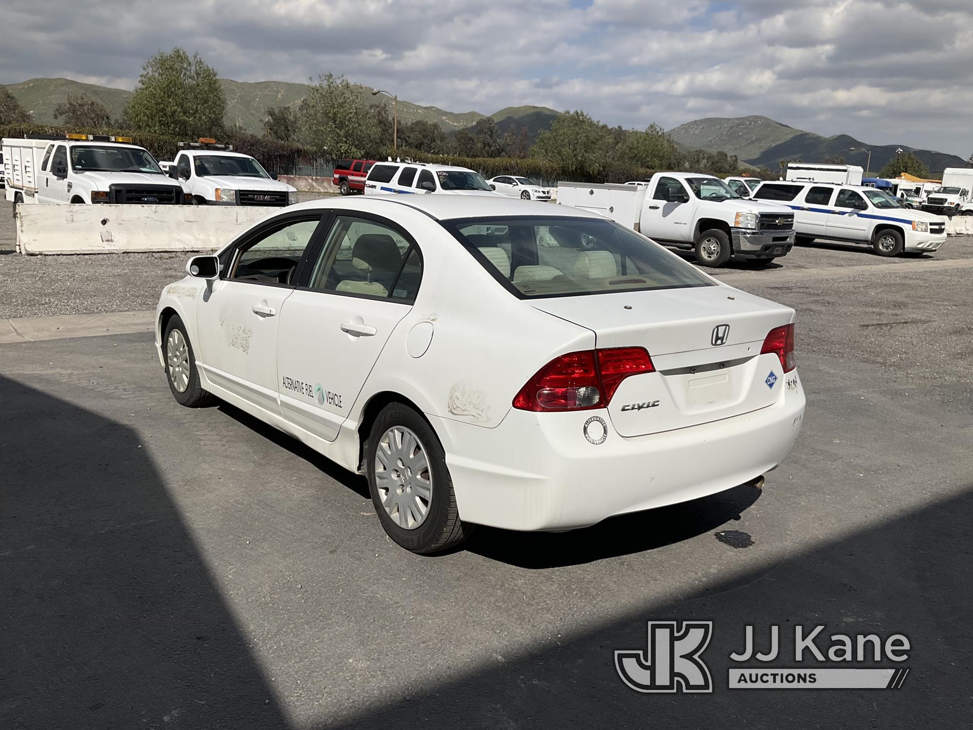 (Jurupa Valley, CA) 2007 HONDA CIVIC 4-Door Sedan Runs & Moves, CNG Tank Expired: 10/2021