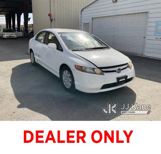 (Jurupa Valley, CA) 2006 HONDA CIVIC 4-Door Sedan Runs & Moves, CNG Tank Expired: 4/2021