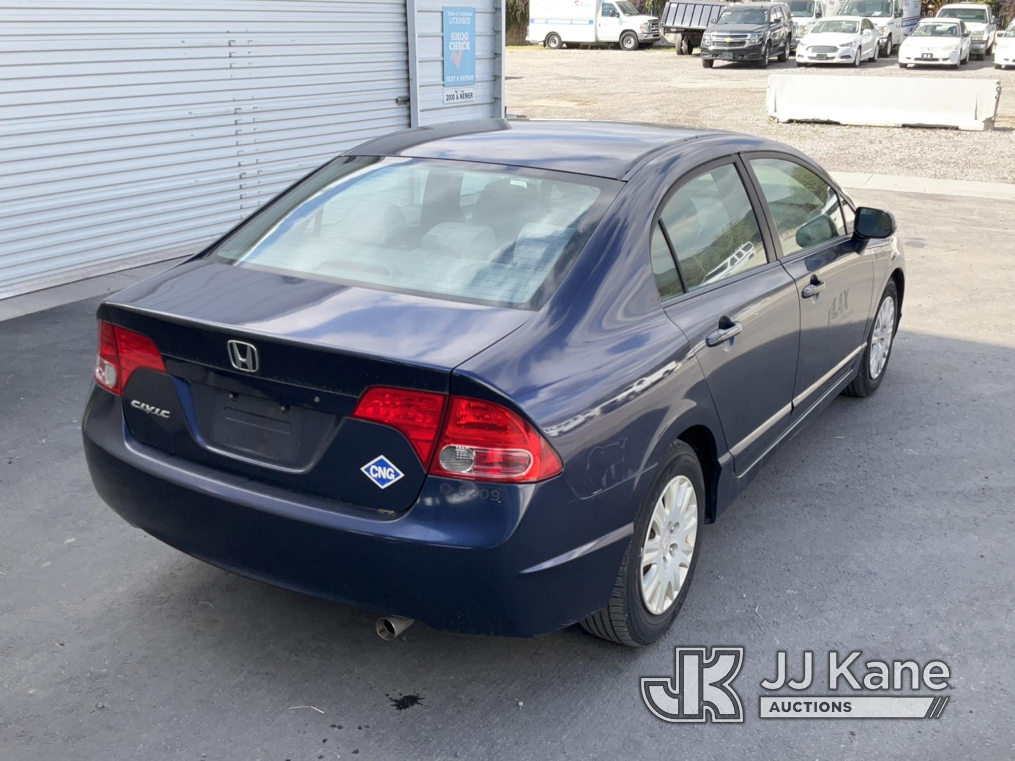 (Jurupa Valley, CA) 2007 HONDA CIVIC 4-Door Sedan Runs & Moves, CNG Tanks Expired In 2022