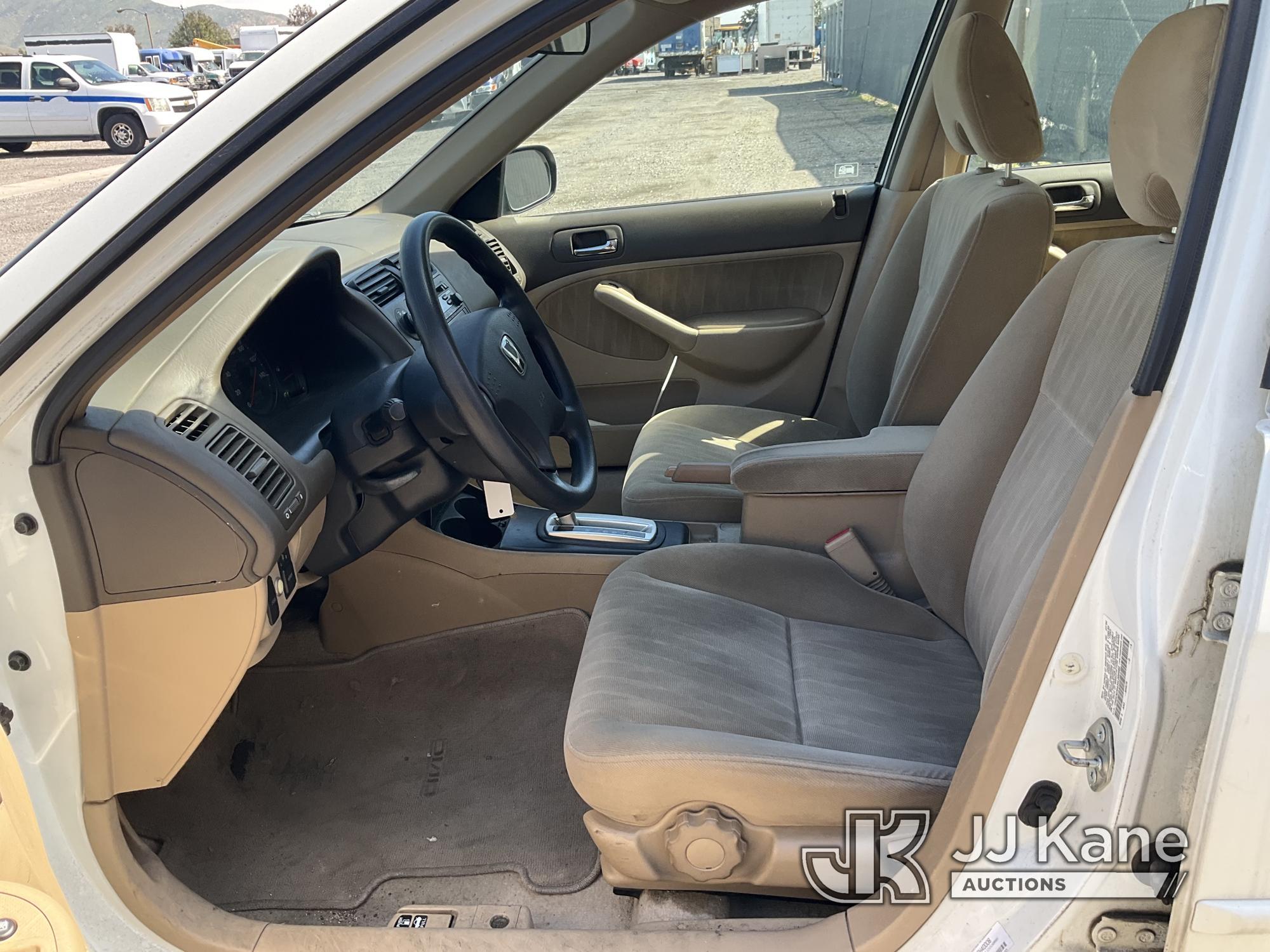 (Jurupa Valley, CA) 2004 HONDA CIVIC 4-Door Sedan Runs & Moves, CNG Tank Expiration Date: 06/2019