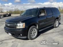 (Salt Lake City, UT) 2007 Chevrolet Suburban 1500 4x4 Sport Utility Vehicle Runs & Moves) (Bad Paint