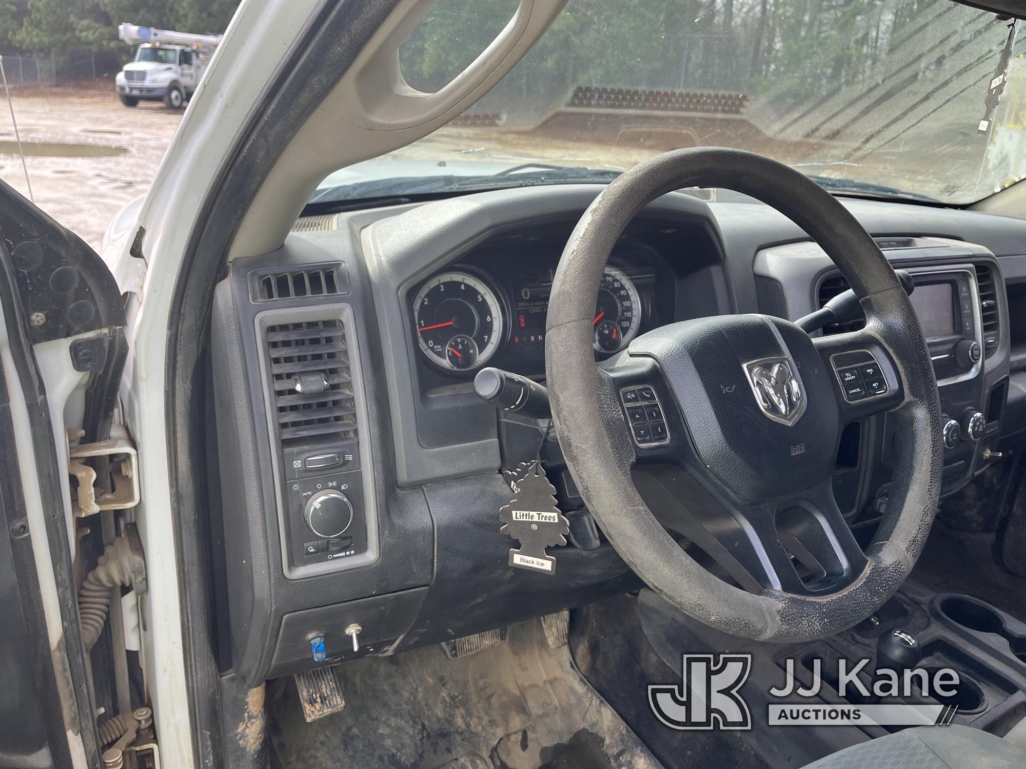 (Chester, VA) 2018 RAM 2500 4x4 Crew-Cab Pickup Truck Runs & Moves