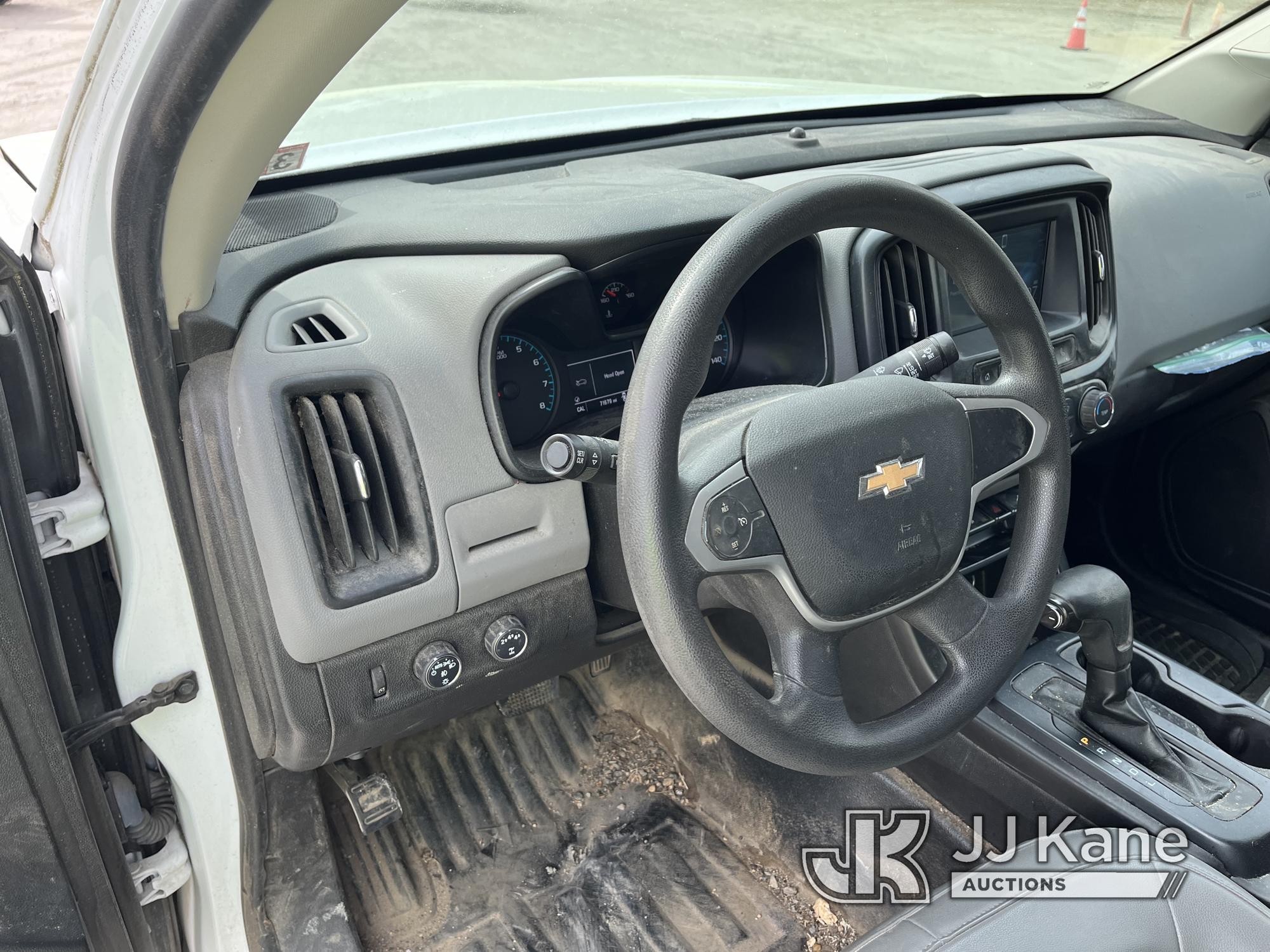 (Chester, VA) 2018 Chevrolet Colorado 4x4 Extended-Cab Pickup Truck Runs & Moves) (Bad Transmission