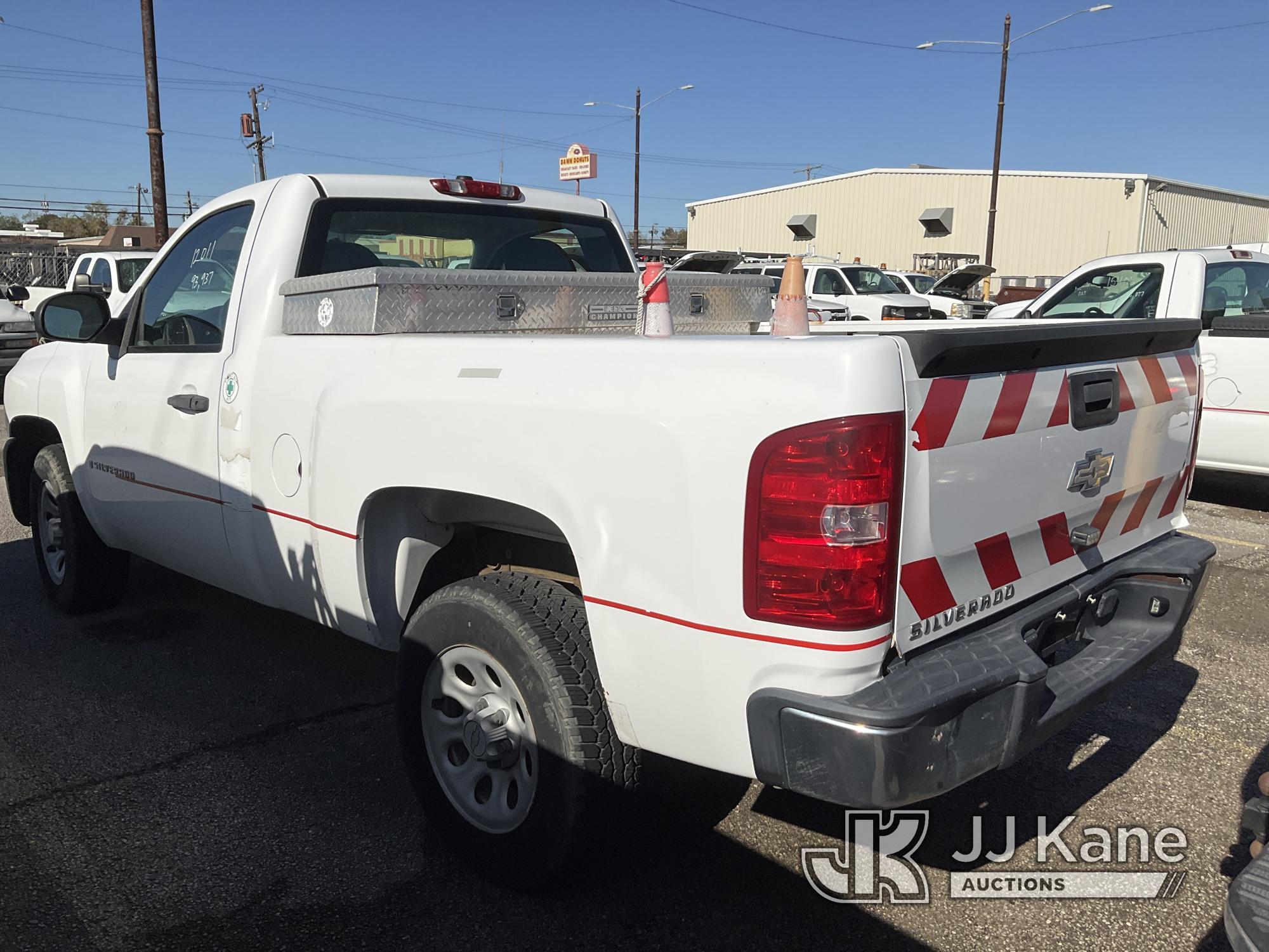 (Houston, TX) 2008 Chevrolet Silverado 1500 Pickup Truck Runs & Moves, Jump To Start