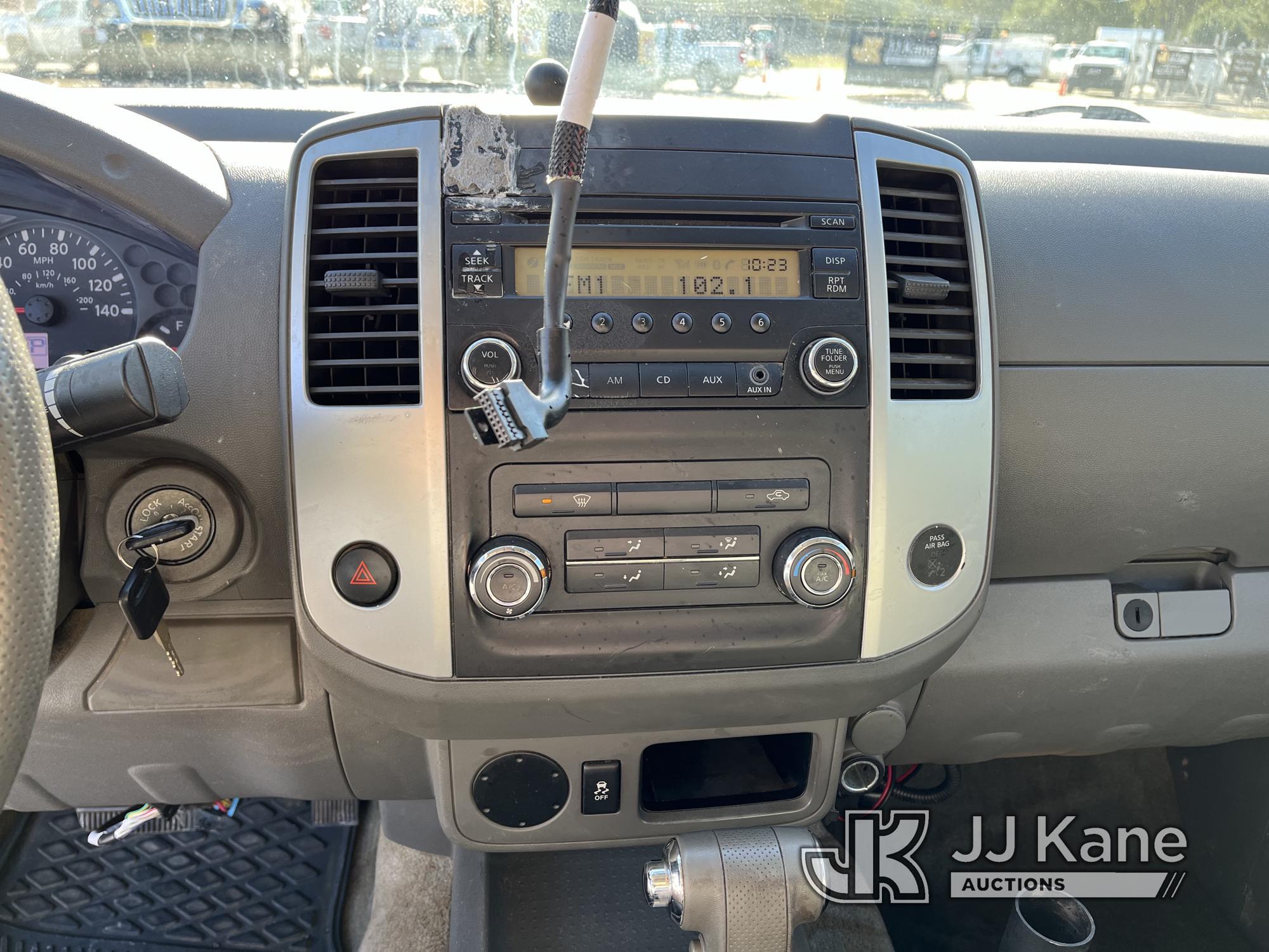 (Chester, VA) 2015 Nissan Frontier Extended-Cab Pickup Truck Runs & Moves) (Check Engine Light On