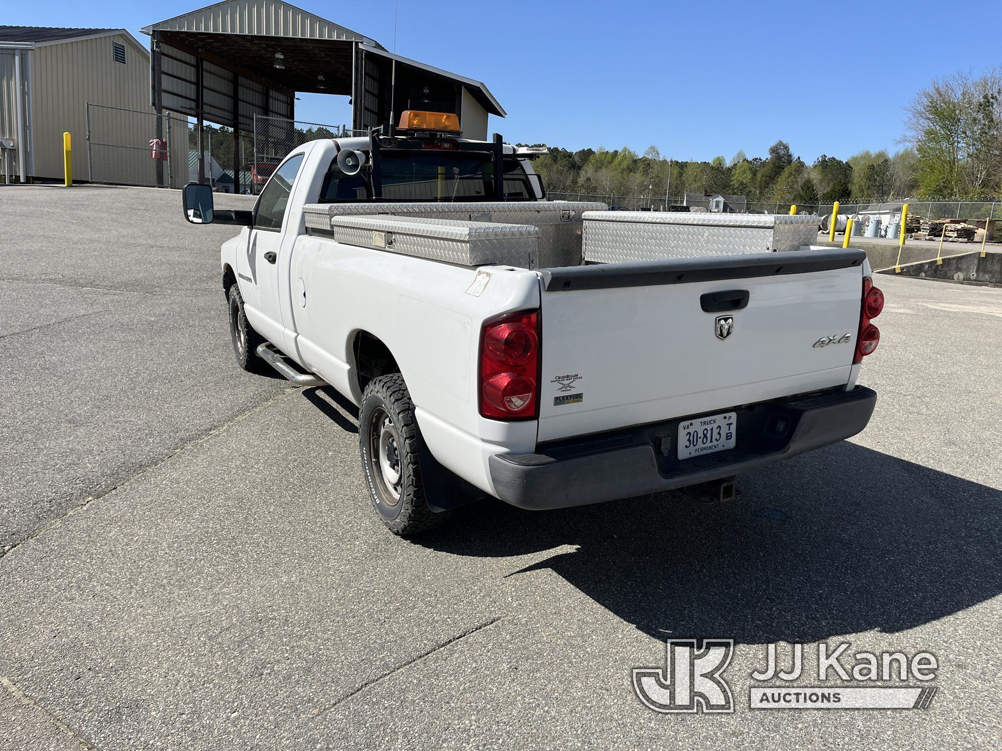 (Waverly, VA) 2007 Dodge 1500 4x4 Pickup Truck Runs & Drives, Radiator Leaking