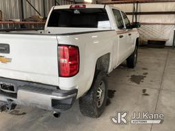 (Florence, SC) 2018 Chevrolet Silverado 2500 Crew-Cab Pickup Truck, Runs & Moves) (Engine knocking,