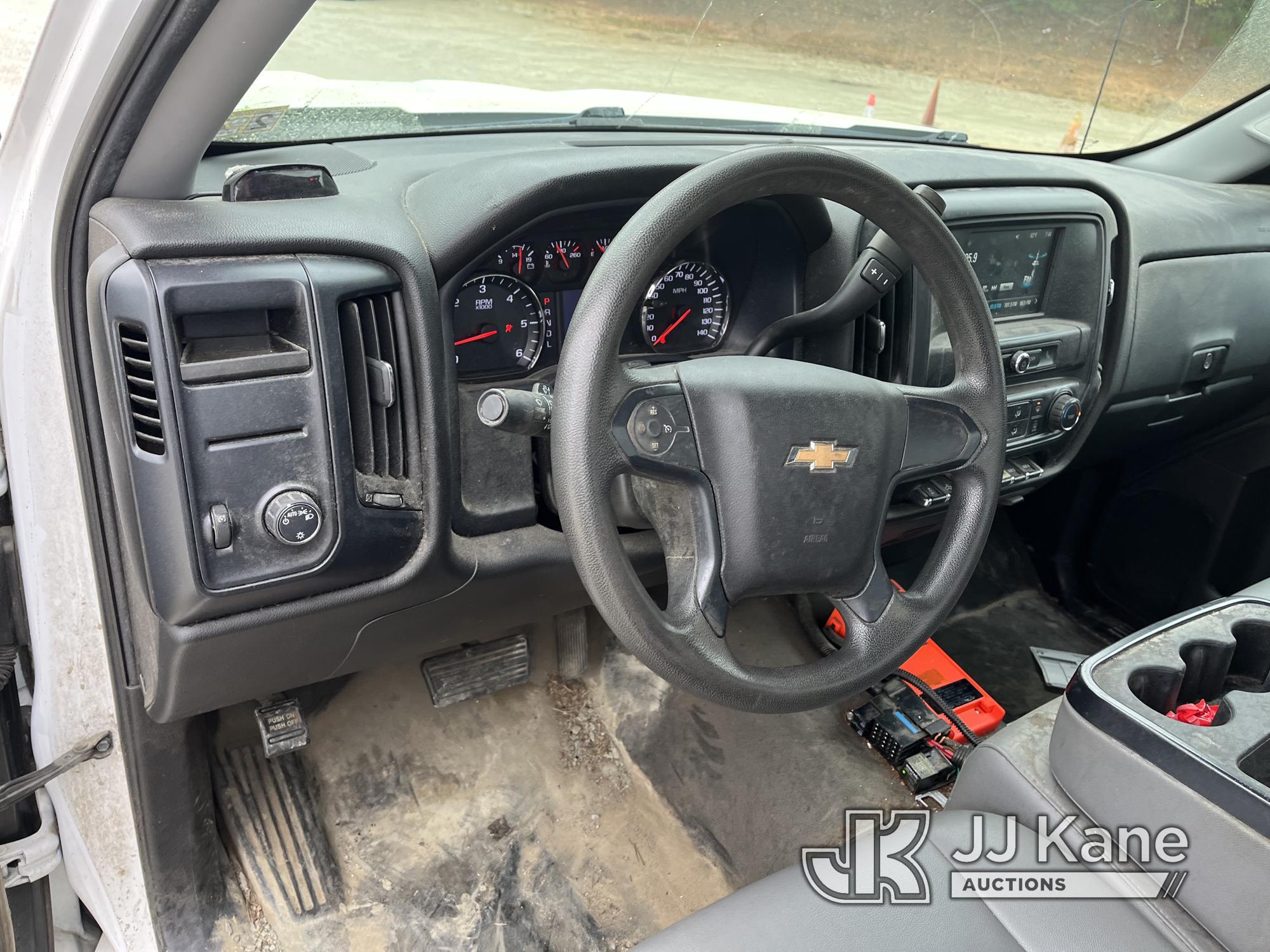 (Chester, VA) 2018 Chevrolet Silverado 1500 Pickup Truck Runs & Moves