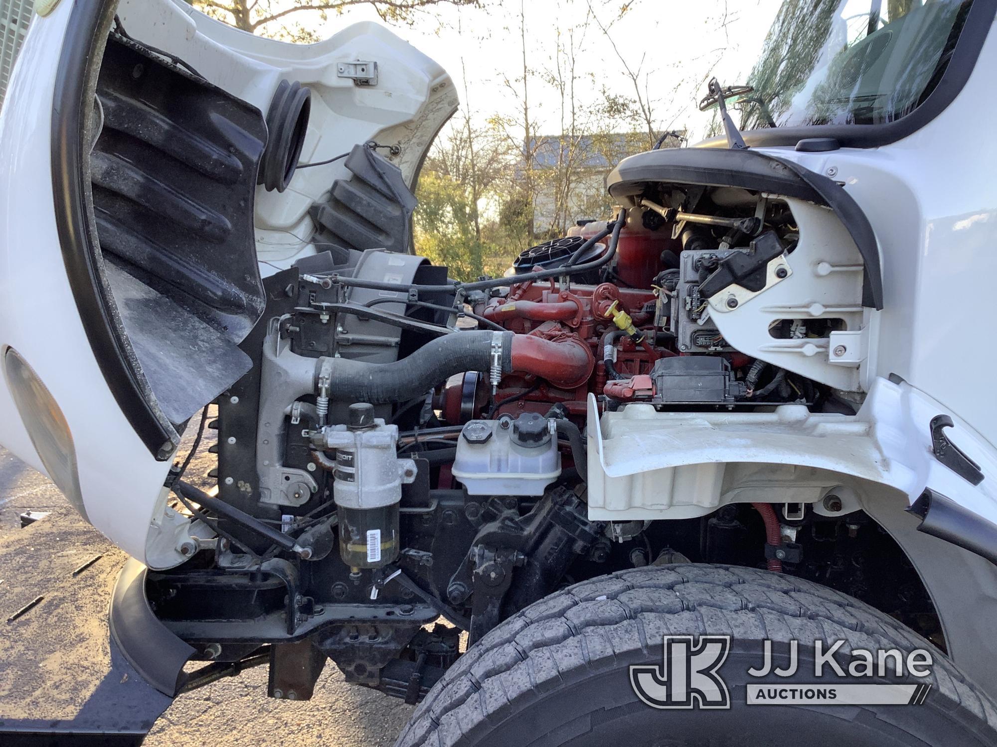 (Graysville, AL) Altec AA55P, Material Handling Bucket Truck rear mounted on 2018 Freightliner M2 10